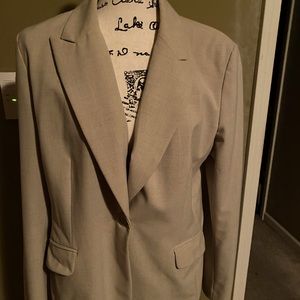 Fully lined New York and company tan blazer